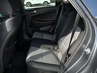 Used 2020 Hyundai Tucson Se Edition Grey - Interior and Exterior details 5
