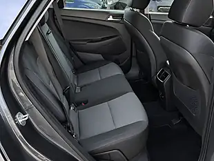 Used 2020 Hyundai Tucson Se Edition Grey - Interior and Exterior details 6