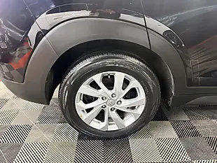 Used 2020 Hyundai Tucson Se Nav Black - Interior and Exterior details 11