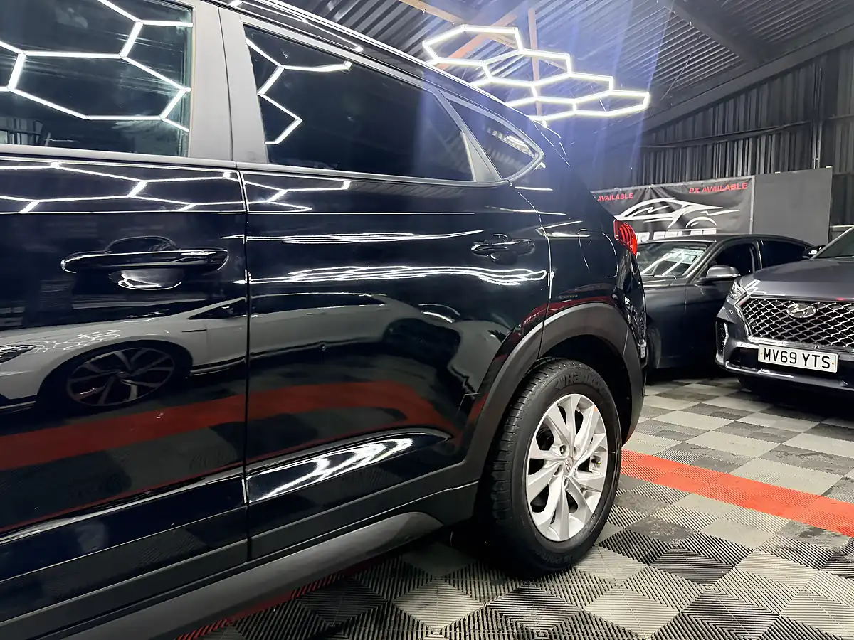 Used 2020 Hyundai Tucson Se Nav Black - Interior and Exterior details 13