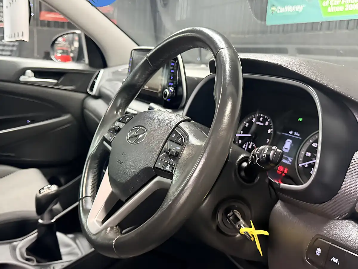 Used 2020 Hyundai Tucson Se Nav Black - Interior and Exterior details 15