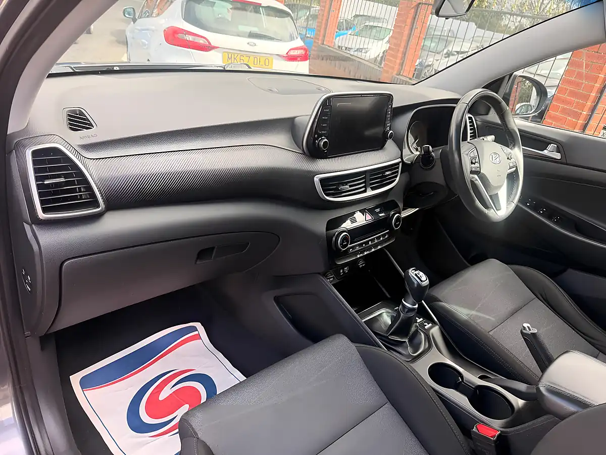 Used 2020 Hyundai Tucson Se Nav Grey - Interior and Exterior details 12