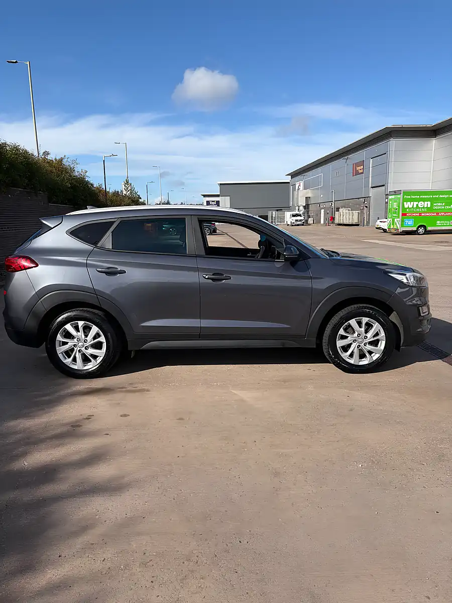 Used 2020 Hyundai Tucson Se Nav Grey - Interior and Exterior details 5