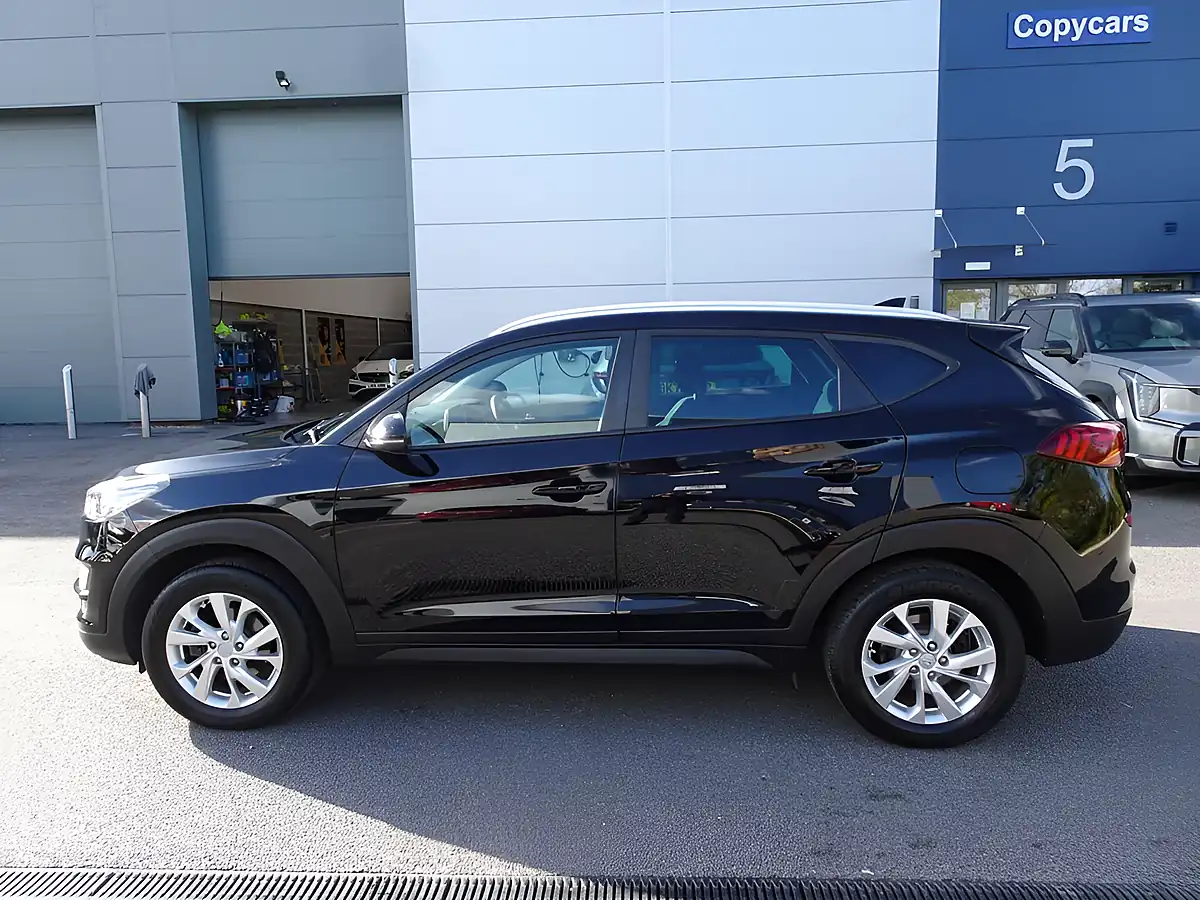 Used 2020 Hyundai Tucson Se Nav Phantom Black - Interior and Exterior details 10