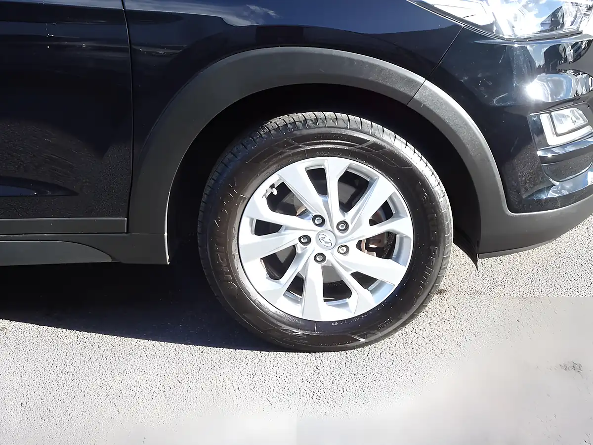 Used 2020 Hyundai Tucson Se Nav Phantom Black - Interior and Exterior details 18