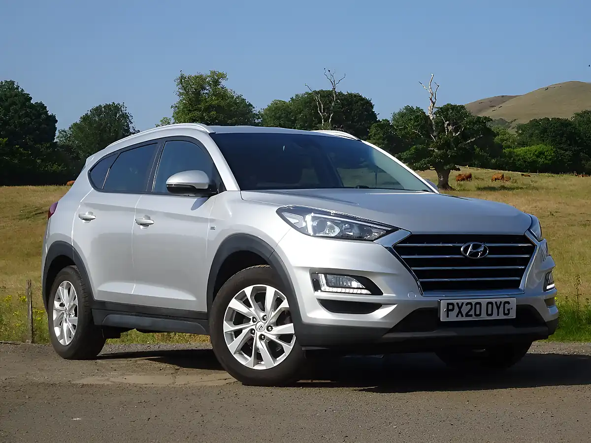 Used 2020 Hyundai Tucson Se Nav Platinum Silver - Front View