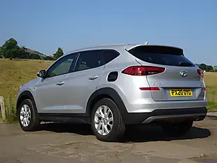 Used 2020 Hyundai Tucson Se Nav Platinum Silver - Interior and Exterior details 3