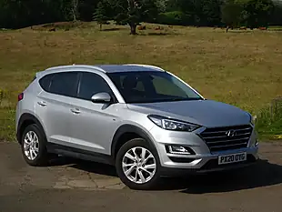 Used 2020 Hyundai Tucson Se Nav Platinum Silver - Interior and Exterior details 5