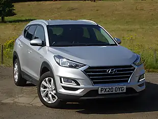 Used 2020 Hyundai Tucson Se Nav Platinum Silver - Interior and Exterior details 6