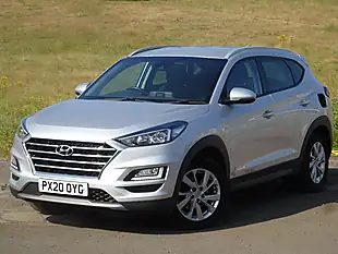 Used 2020 Hyundai Tucson Se Nav Platinum Silver - Interior and Exterior details 8