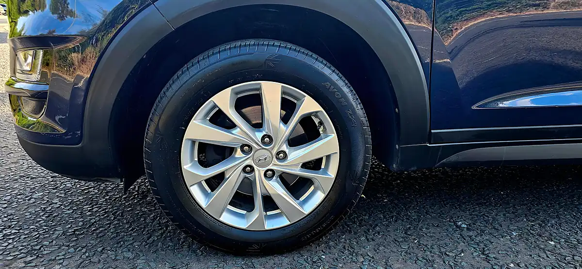 Used 2020 Hyundai Tucson Se Nav Stellar Blue - Interior and Exterior details 11