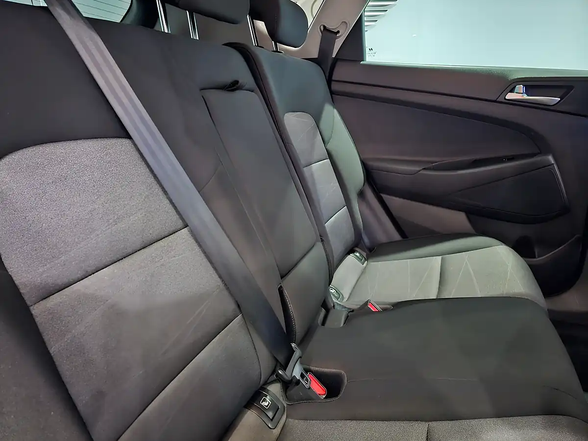 Used 2020 Hyundai Tucson Se Nav White - Interior and Exterior details 17