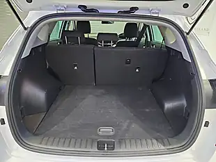 Used 2020 Hyundai Tucson Se Nav White - Interior and Exterior details 18