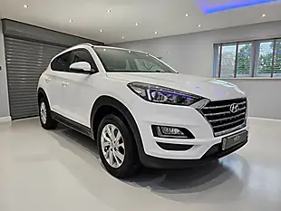 Used 2020 Hyundai Tucson Se Nav White - Interior and Exterior details 3