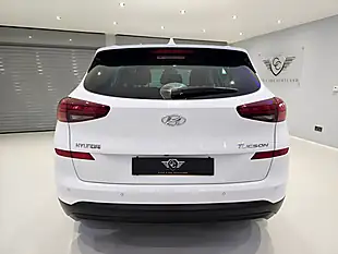 Used 2020 Hyundai Tucson Se Nav White - Interior and Exterior details 5