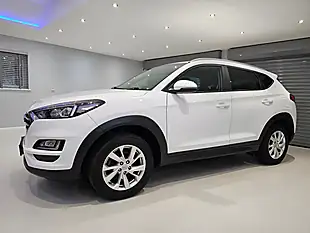 Used 2020 Hyundai Tucson Se Nav White - Interior and Exterior details 7