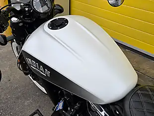 Used 2020 Indian Scout Bobber White - Interior and Exterior details 12