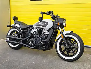 Used 2020 Indian Scout Bobber White - Interior and Exterior details 3