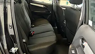 Used 2020 Isuzu D-Max Yukon Nav+ Black - Interior and Exterior details 7