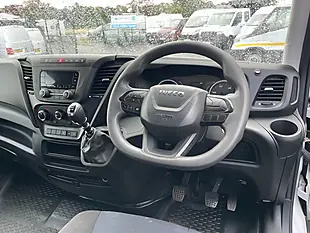 Used 2020 Iveco Daily 35S14 Swb Euro 6 No Vat White - Interior and Exterior details 4