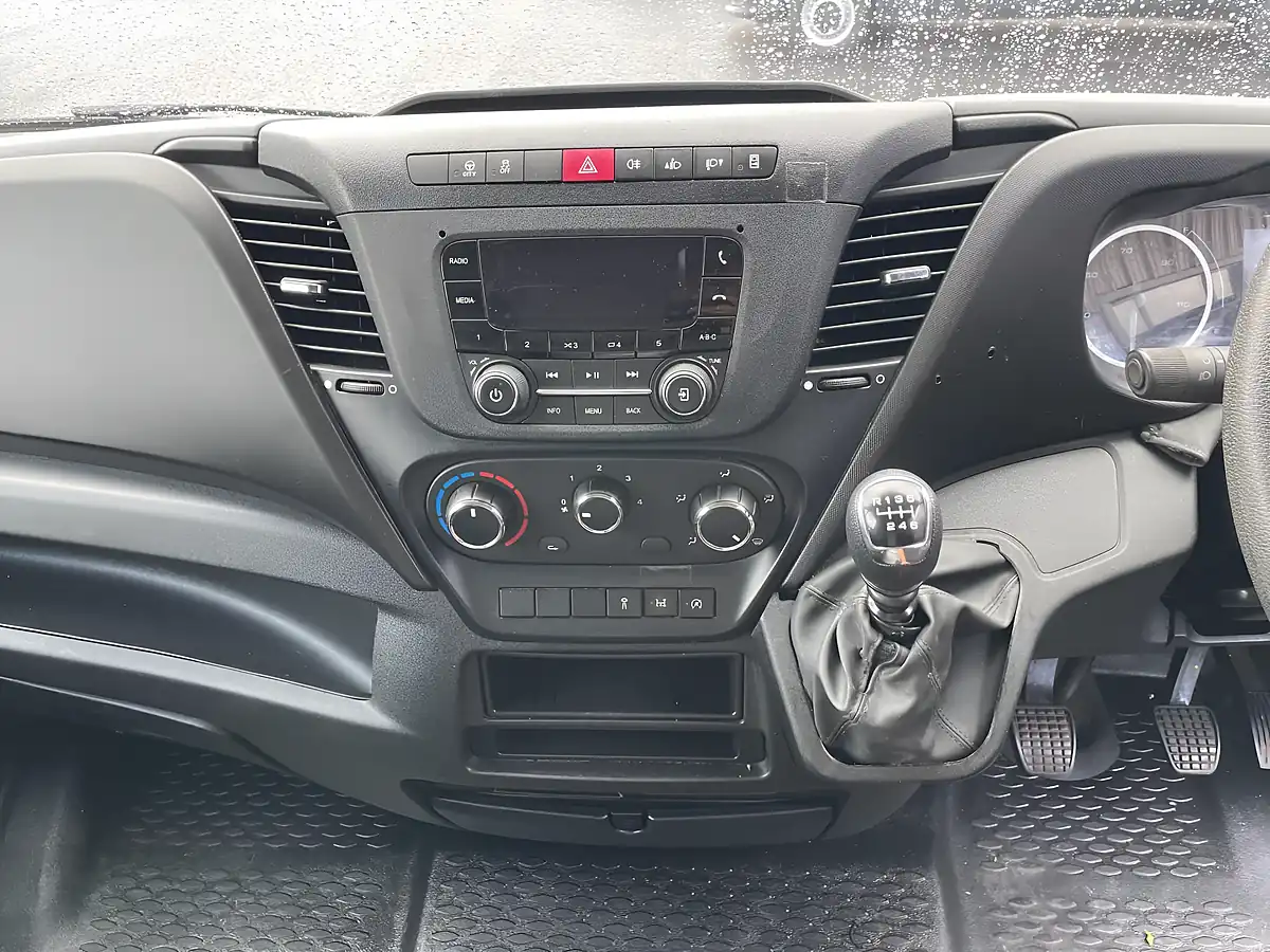 Used 2020 Iveco Daily 35S14 Swb Euro 6 No Vat White - Interior and Exterior details 5