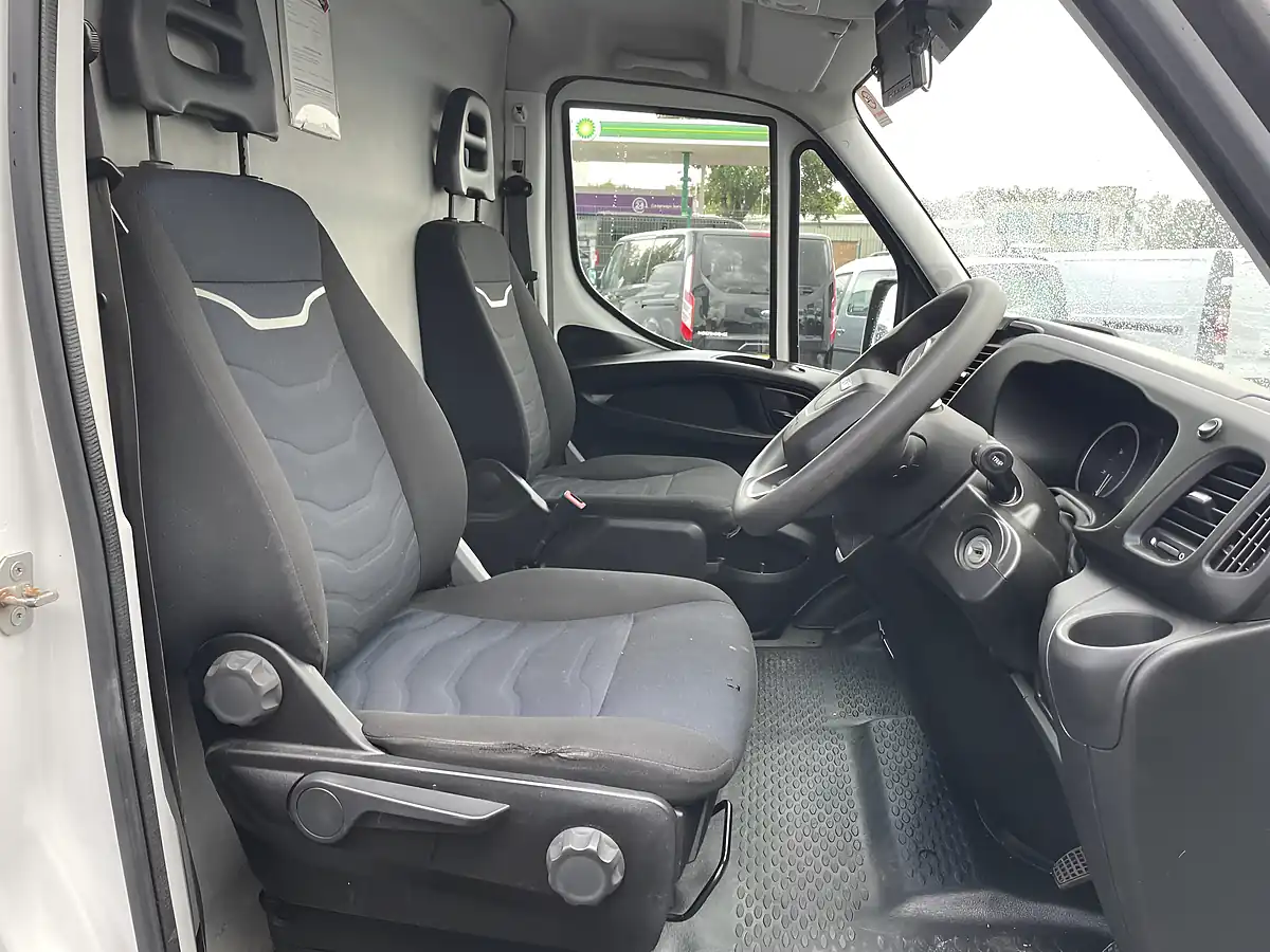 Used 2020 Iveco Daily 35S14 Swb Euro 6 No Vat White - Interior and Exterior details 6