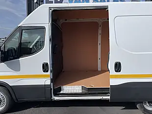 Used 2020 Iveco Daily 35S14 Swb Euro 6 White - Interior and Exterior details 8