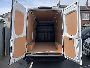 Used 2020 Iveco Daily 35S14 Swb White - Interior and Exterior details 11