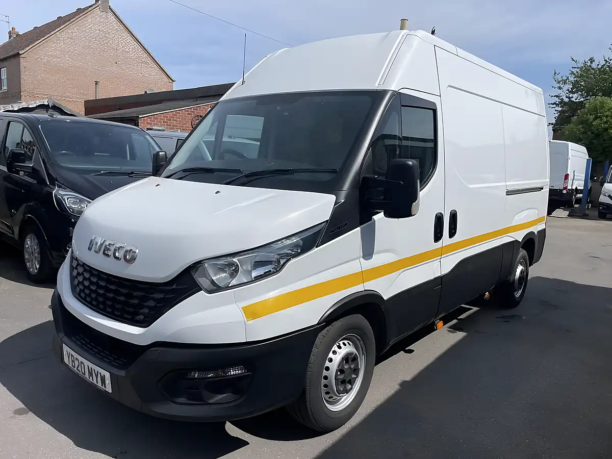 Used 2020 Iveco Daily 35S14 Swb White - Interior and Exterior details 3