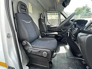 Used 2020 Iveco Daily 35S14 Swb White - Interior and Exterior details 7
