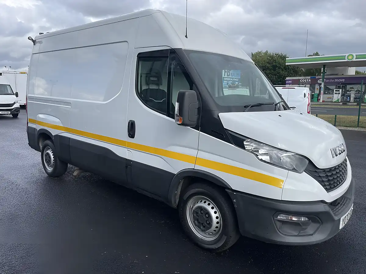 Used 2020 Iveco Daily Swb White - Interior and Exterior details 2