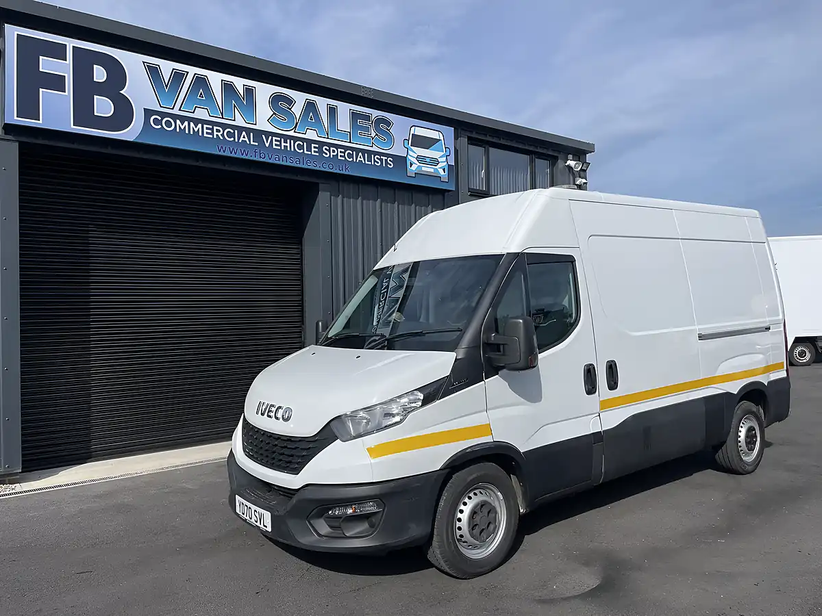 Used 2020 Iveco Daily Swb White - Front View