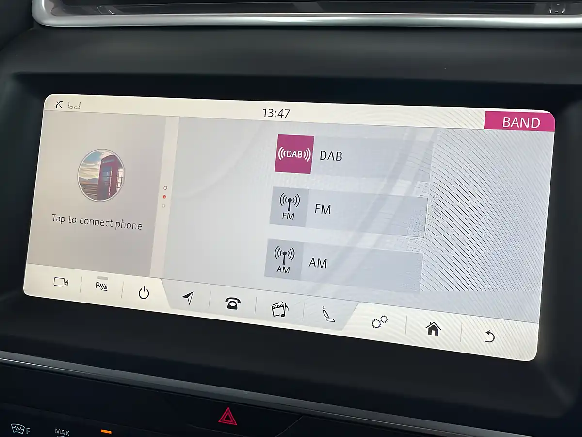 Used 2020 Jaguar E-Pace Chequered Flag Photon Red - Interior and Exterior details 18