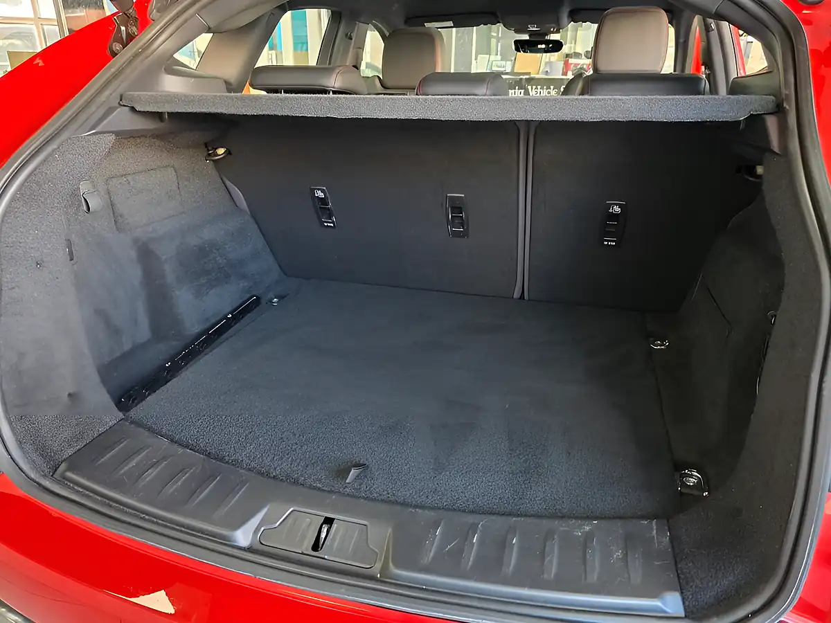 Used 2020 Jaguar E-Pace Chequered Flag Red - Interior and Exterior details 6