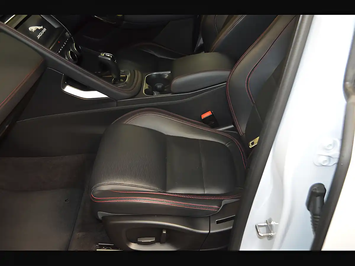 Used 2020 Jaguar E-Pace Chequered Flag Yulong White - Interior and Exterior details 10