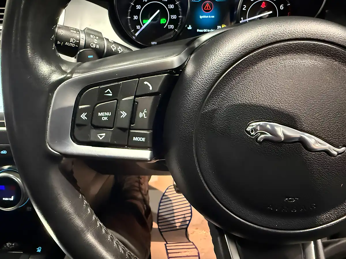 Used 2020 Jaguar E-Pace R-Dynamic Grey - Interior and Exterior details 17