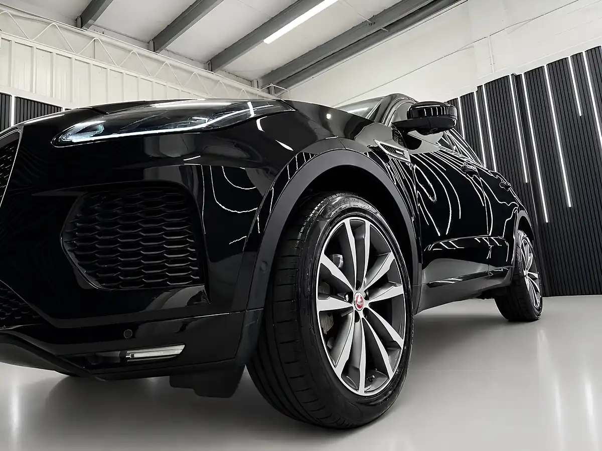 Used 2020 Jaguar E-Pace R-Dynamic Hse Black - Interior and Exterior details 10