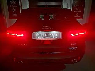 Used 2020 Jaguar E-Pace R-Dynamic Hse Black - Interior and Exterior details 12