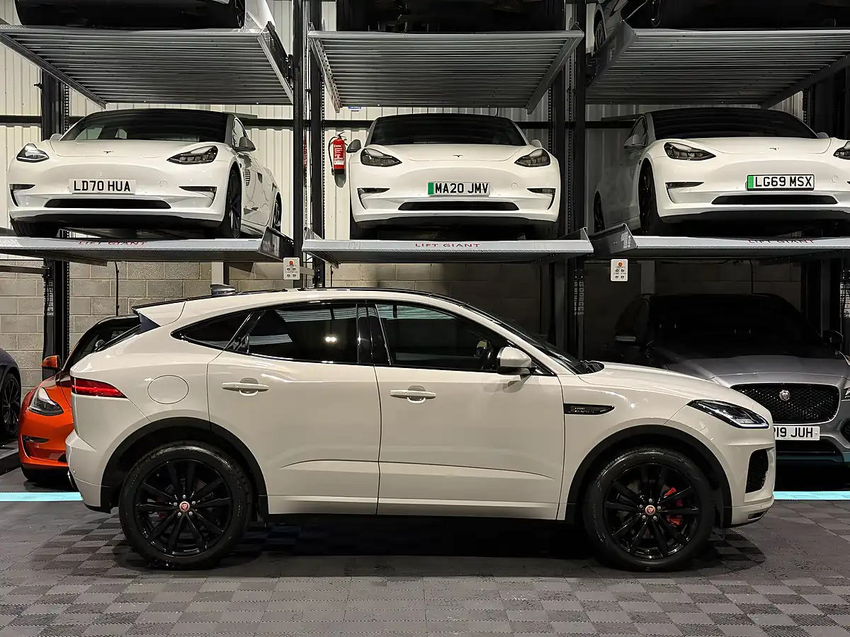 Used 2020 Jaguar E-Pace R-Dynamic Hse Nardo Grey - Interior and Exterior details 10