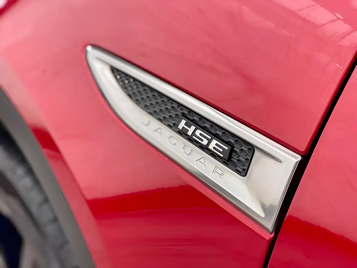 Used 2020 Jaguar E-Pace R-Dynamic Hse Red - Interior and Exterior details 13