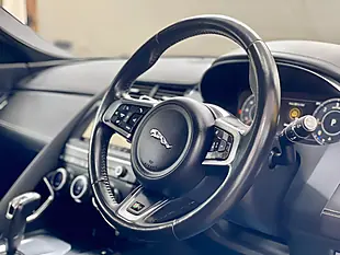 Used 2020 Jaguar E-Pace R-Dynamic Hse Red - Interior and Exterior details 14