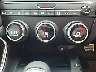 Used 2020 Jaguar E-Pace R-Dynamic S Red - Interior and Exterior details 13