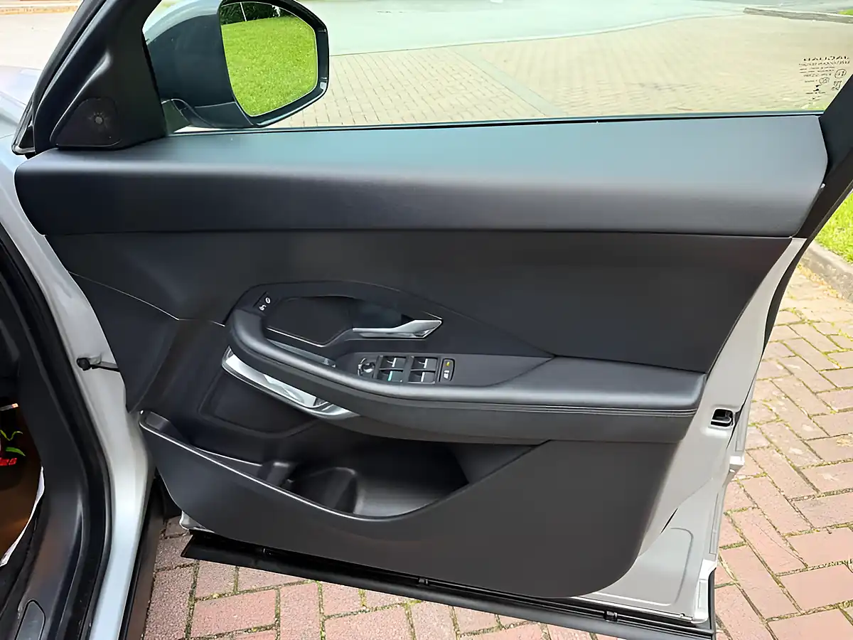 Used 2020 Jaguar E-Pace S Silver - Interior and Exterior details 18
