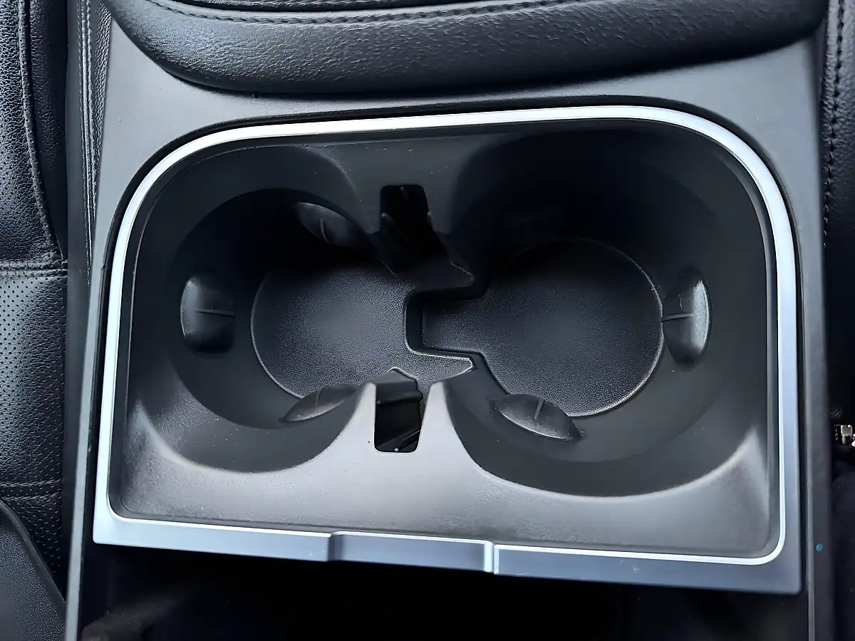 Used 2020 Jaguar E-Pace S Silver - Interior and Exterior details 18