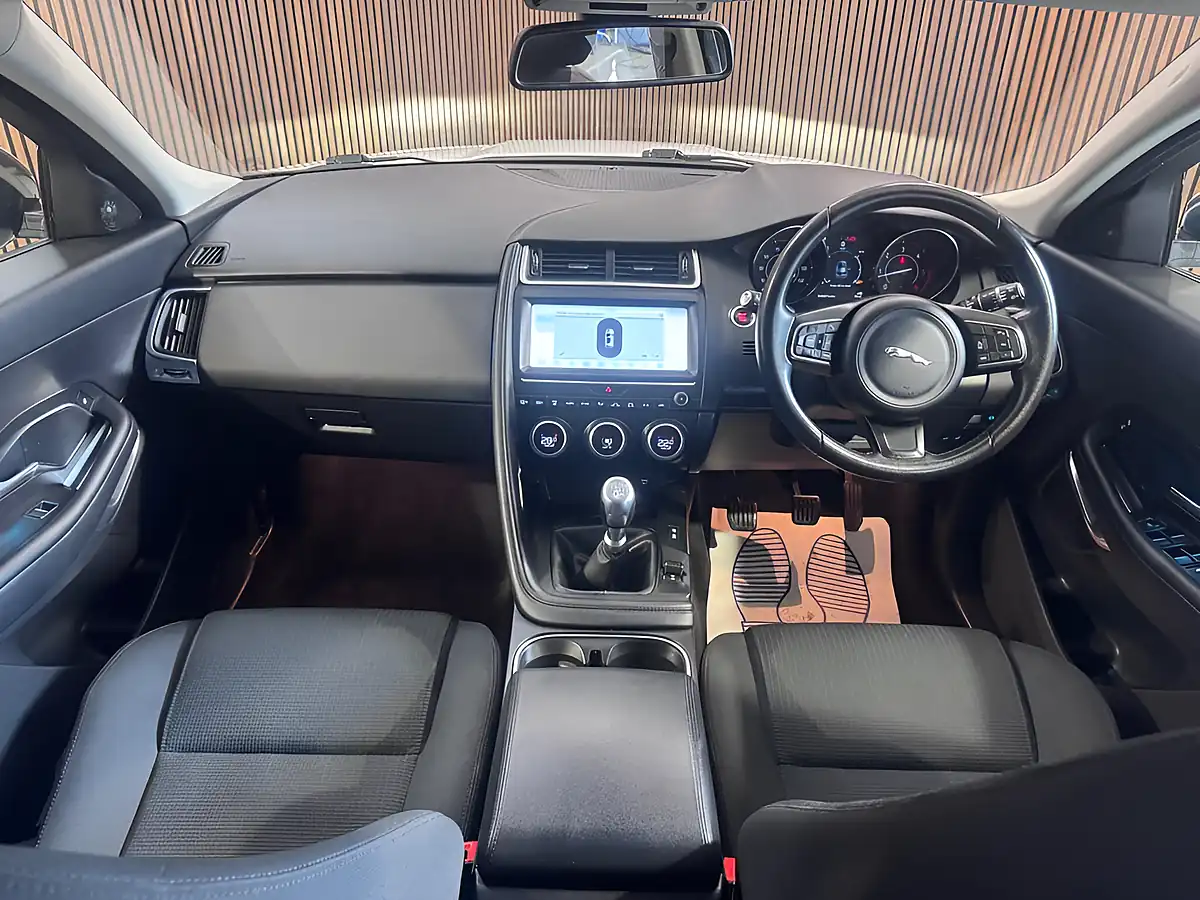 Used 2020 Jaguar E-Pace White - Interior and Exterior details 10