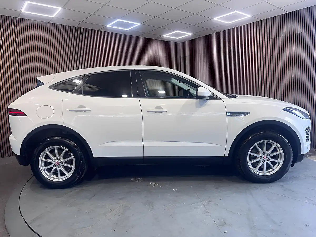 Used 2020 Jaguar E-Pace White - Interior and Exterior details 7