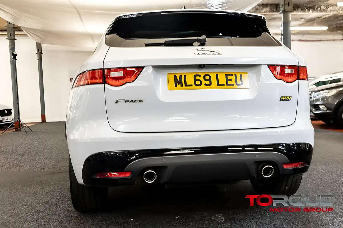 Used 2020 Jaguar F-Pace 300 Sport White - Interior and Exterior details 11