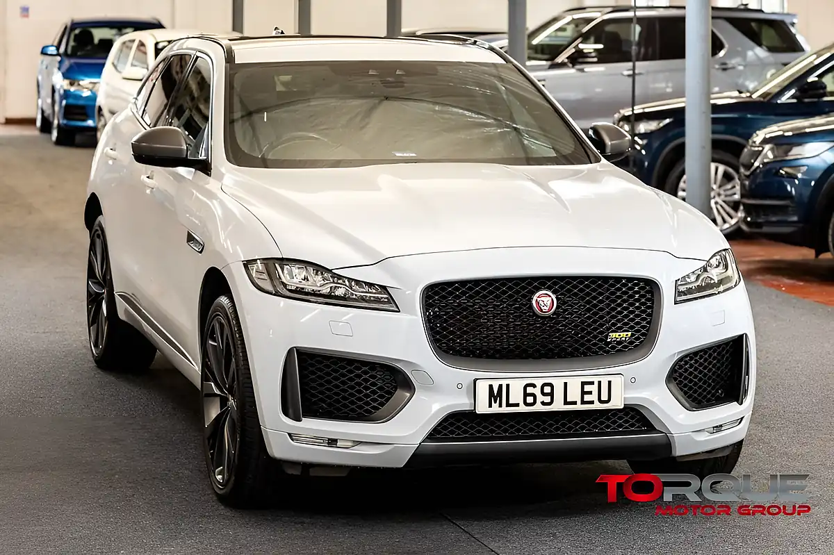 Used 2020 Jaguar F-Pace 300 Sport White - Interior and Exterior details 3