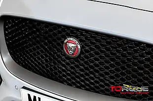 Used 2020 Jaguar F-Pace 300 Sport White - Interior and Exterior details 5