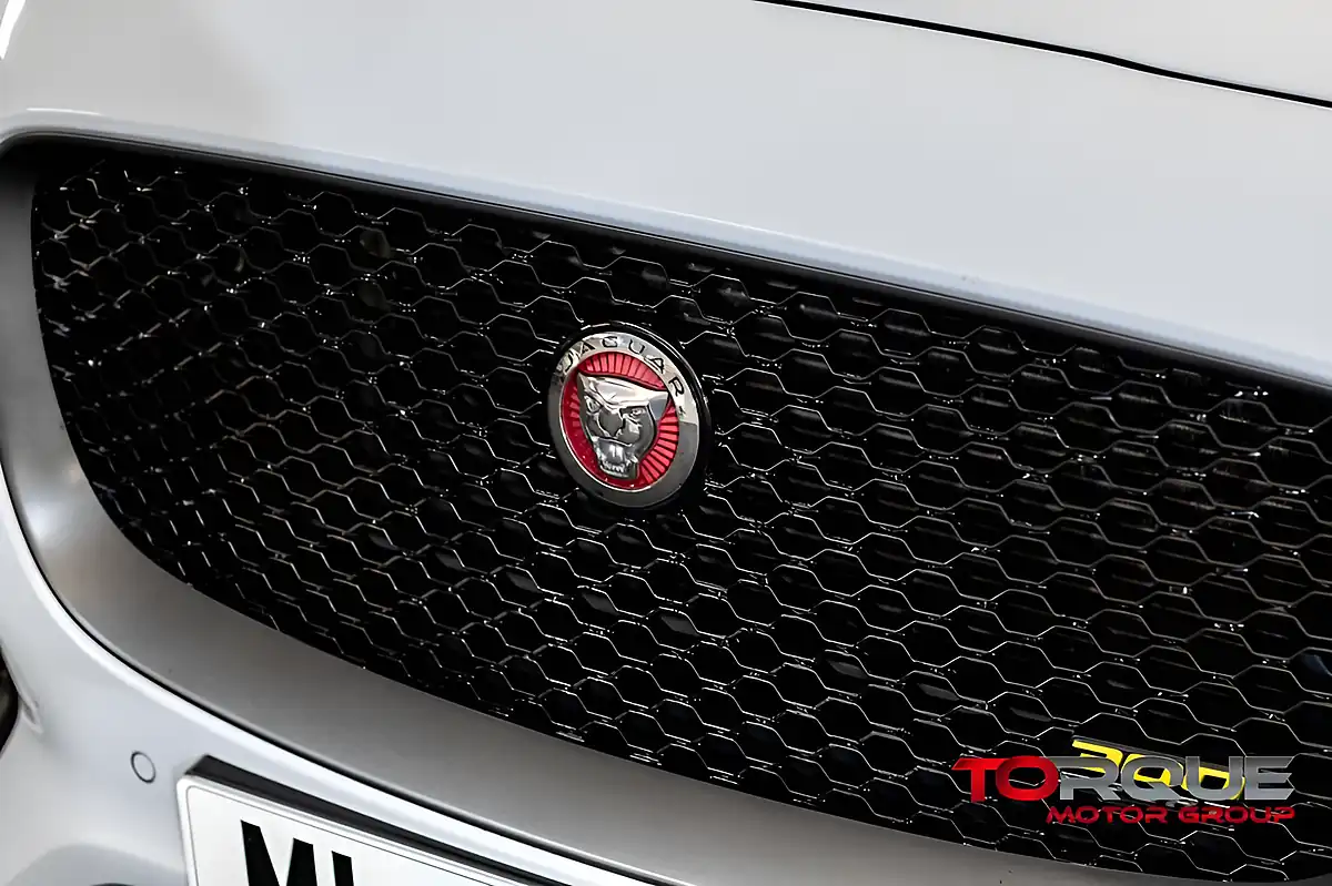 Used 2020 Jaguar F-Pace 300 Sport White - Interior and Exterior details 5
